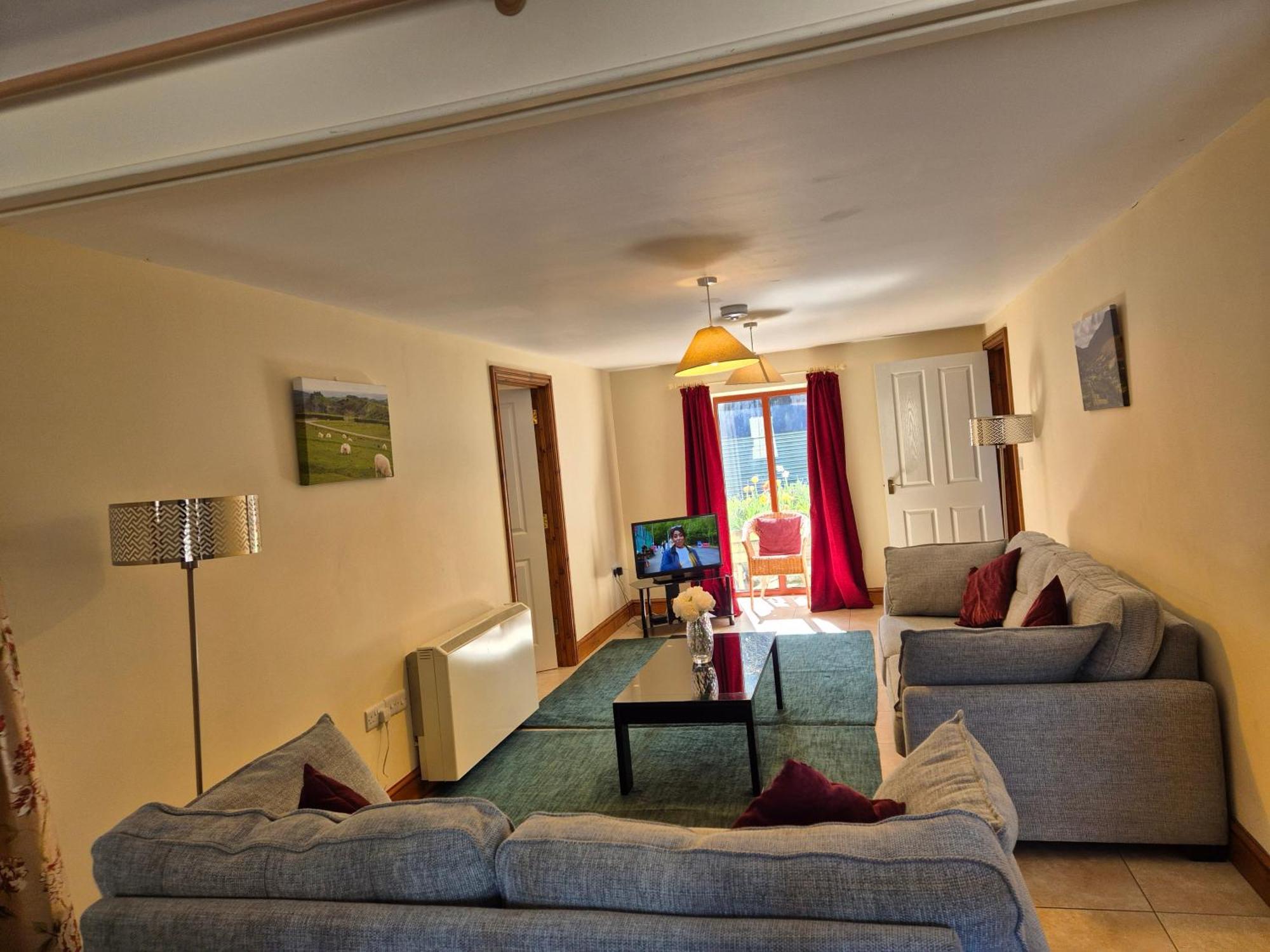 Kestrel Farmhouse Llandovery Exterior photo